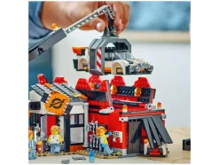 60472 Schroothoop met auto's