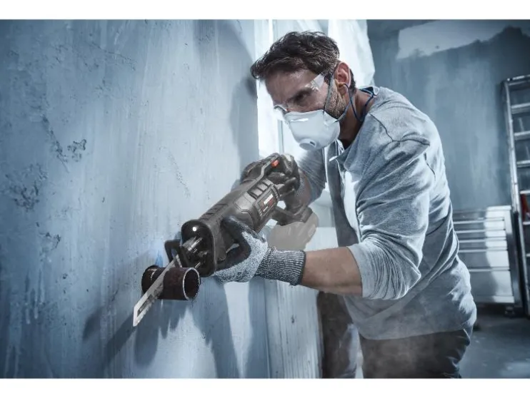 Accu-reciprozaag 20 V met 4 Ah accu en 4,5 A lader