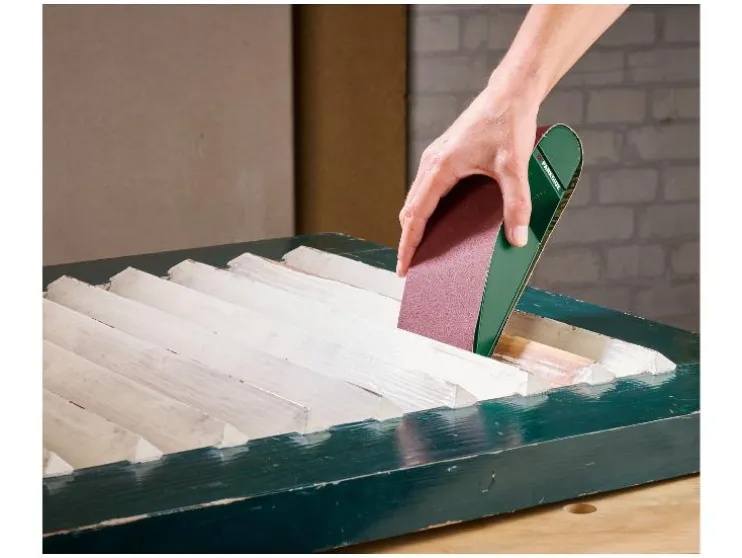 Bandschuurpapierset of handschuurmachine voor bandschuurpapier