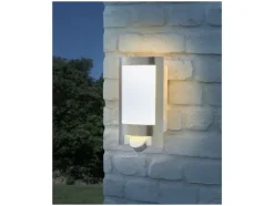 Buitenlamp met sensor