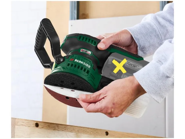 Excentrische accu-schuurmachine 20 V zonder accu en lader