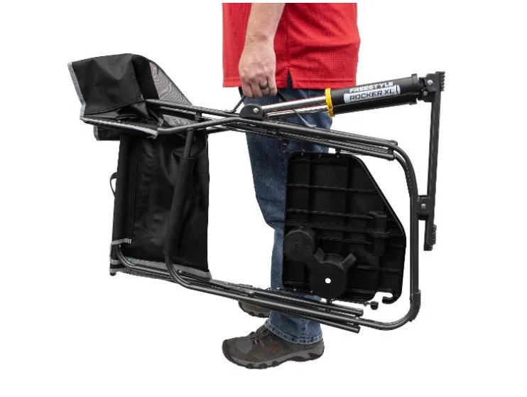 Freestyle Rocker XL™ Campingstoel met schommelfunctie en zijtafel