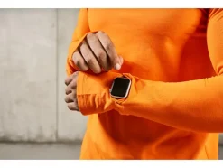 Heren sportshirt met smartwatch opening