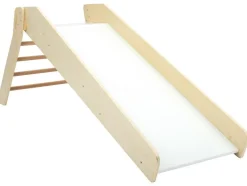 Houten kinderglijbaan