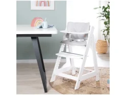 Houten kinderstoel met eetplank