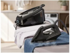 Strijkijzer met stoomgenerator 2400 W