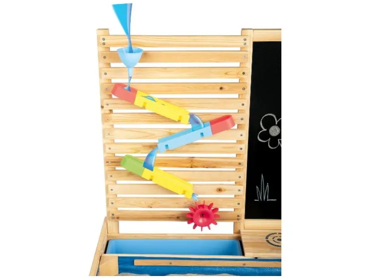 Zandbak met waterspeelwand